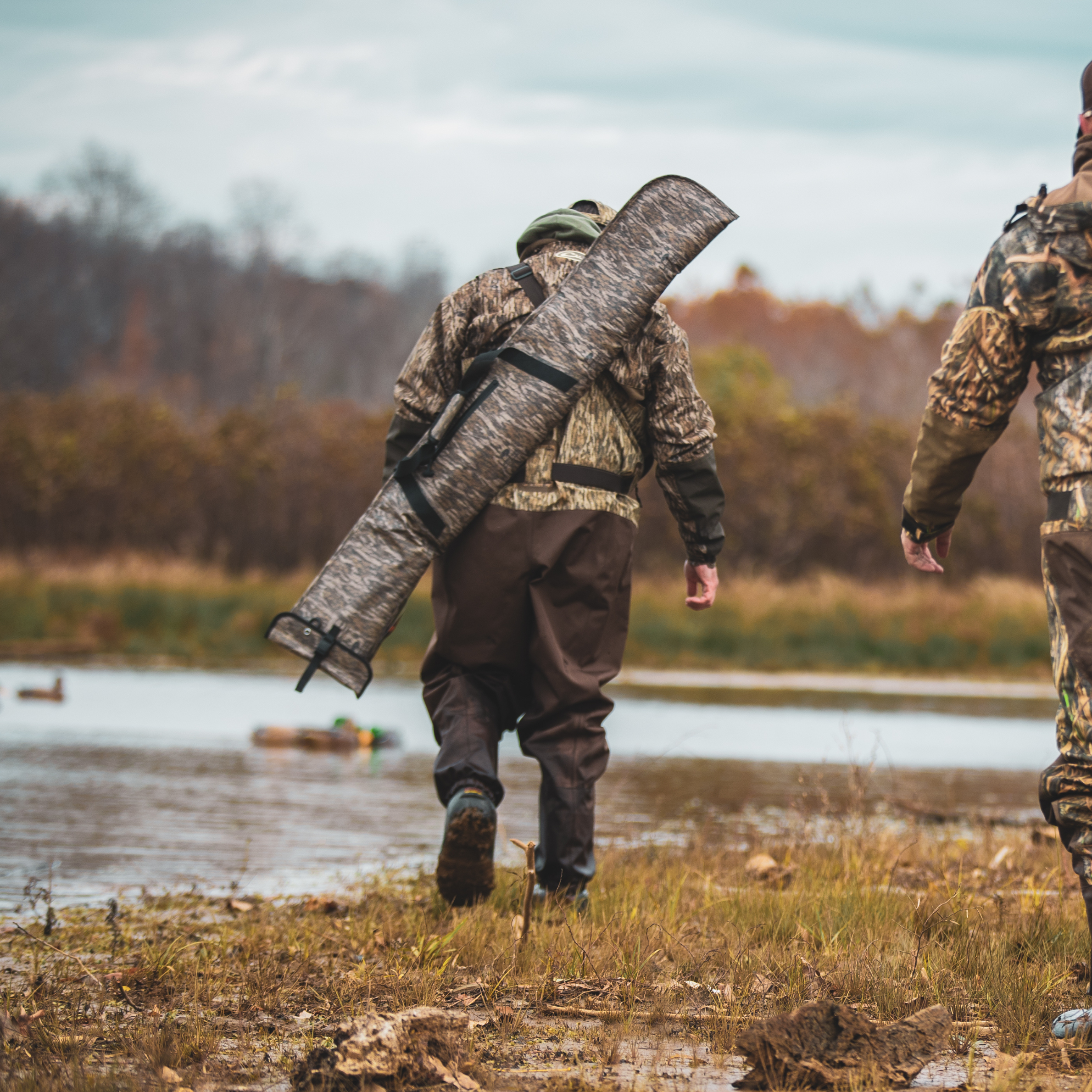 Waterproof, Floating Shotgun Bag - Bottomland